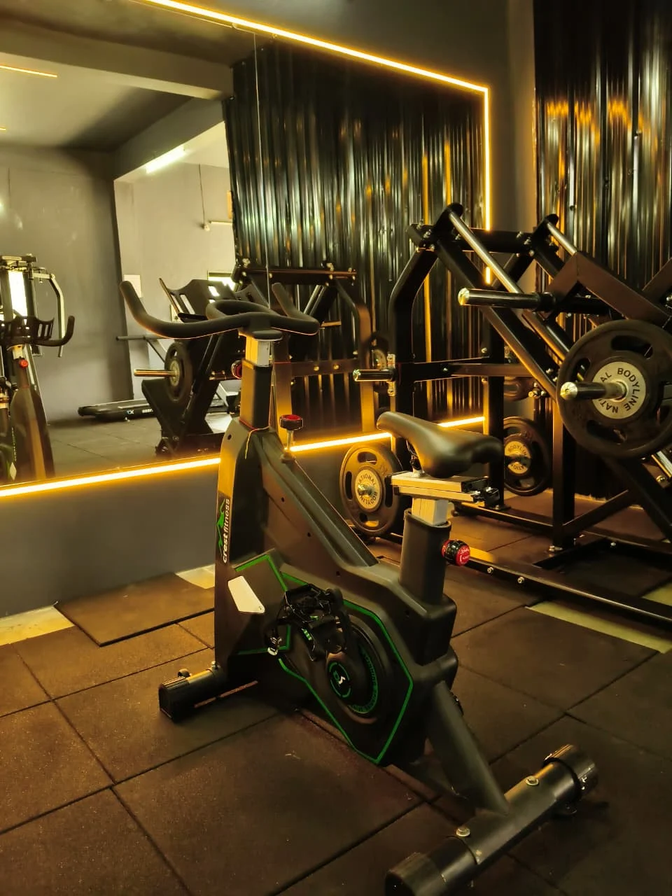 The FitHub Gym training zone - image 3