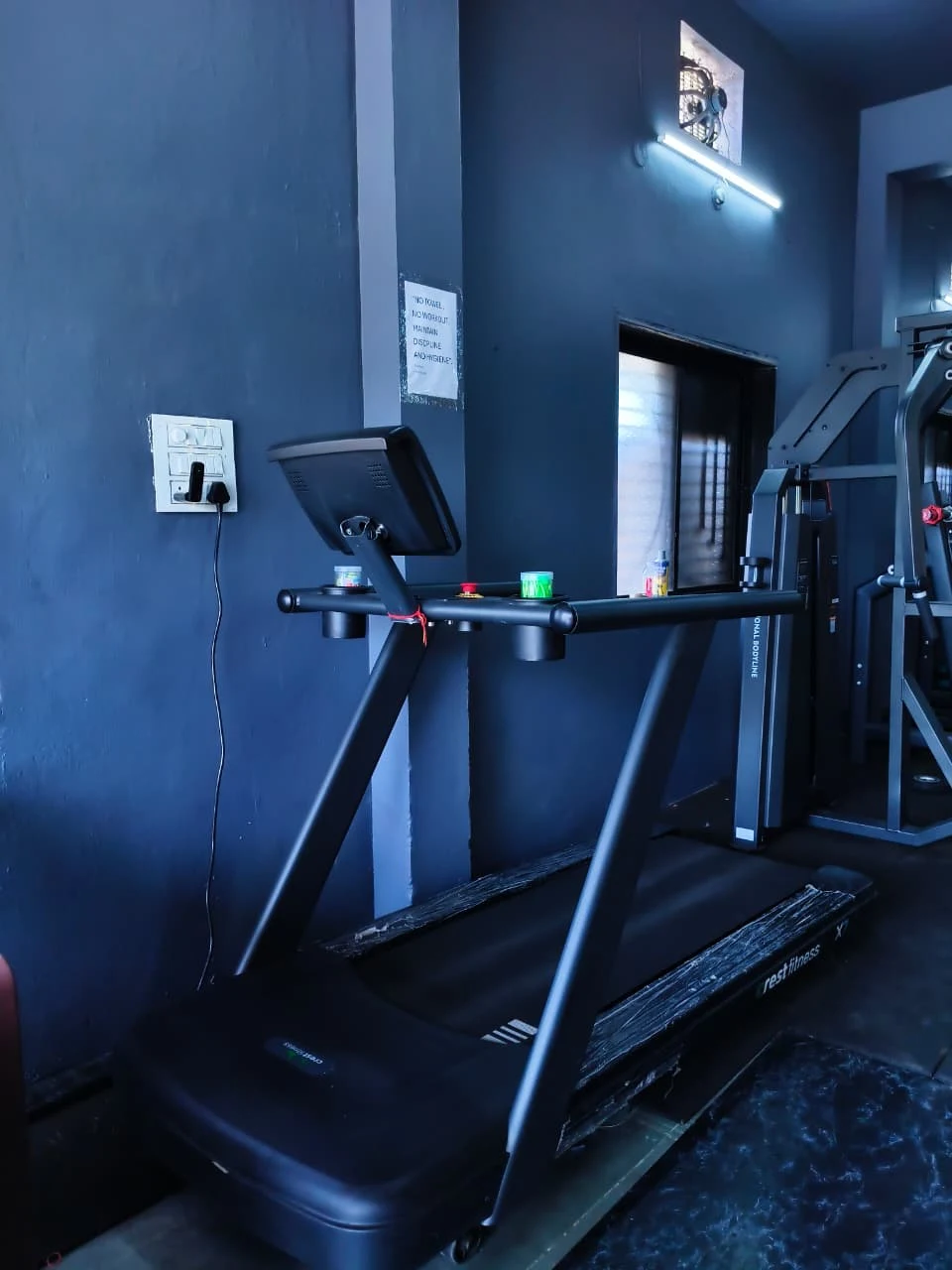 The FitHub Gym training zone - image 6